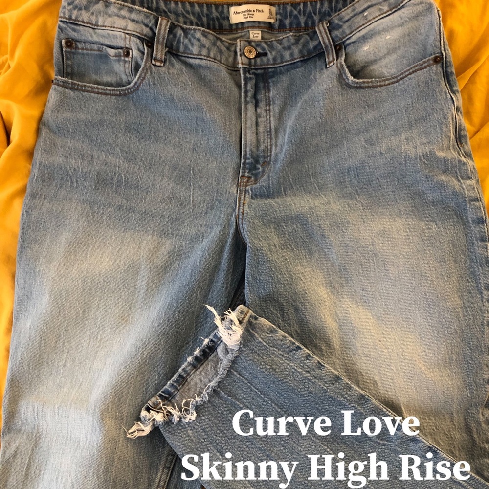 A&F Curve Love Skinny High Rise. Size 16R (Waist 33). Some distressing.